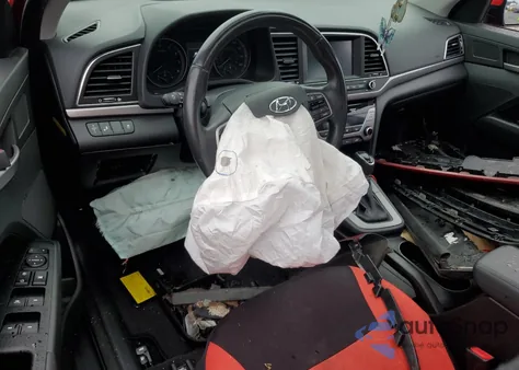 2017 Hyundai Elantra Se из США, поврежденный, VIN KMHD84LF6HU263093